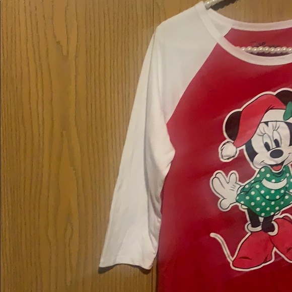 Minnie mouse Christmas tee shirt - Picture 4 of 5
